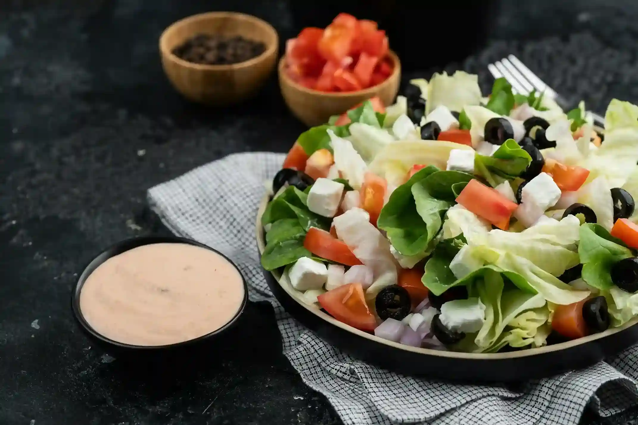 A healthy, low-calorie diet, such as this salad, may help in managing or reversing Type 2 diabetes. Always consult with your doctor before making dietary changes 